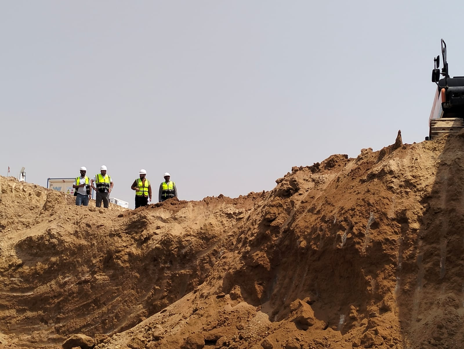Roshan Al Arous Canal Excavation Work